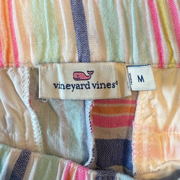 Vineyard Vines Women's Striped Shorts -- Medium - Picture 3 of 3